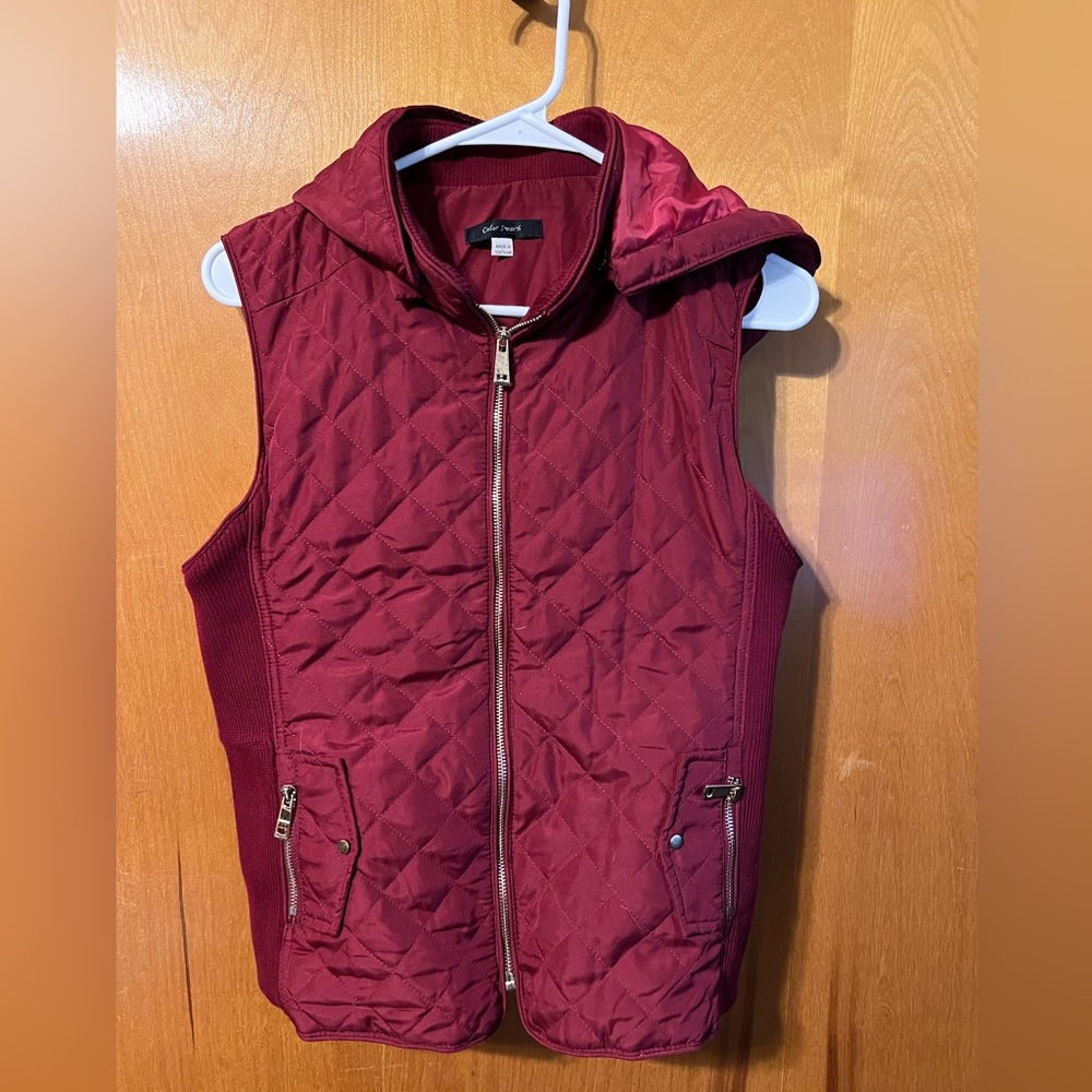 Women’s Vest with hood